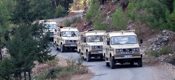 JEEP SAFARİ
