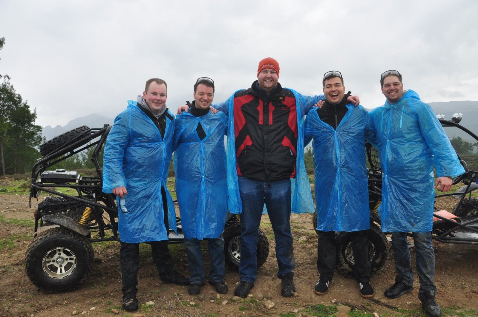 ULTIMATE MACERA PAKETİ: RAFTİNG, ZIPLINE, JEEP SAFARİ, ATV & BUGGY – 4’Ü 1 ARADA DENEYİM